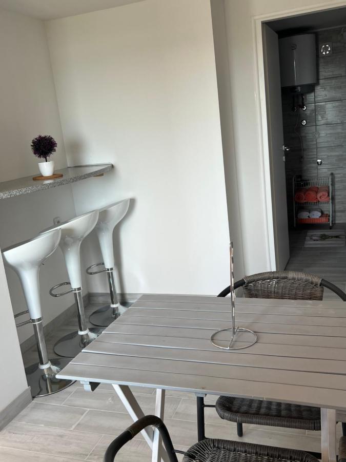 Apartments Linic Нін Екстер'єр фото