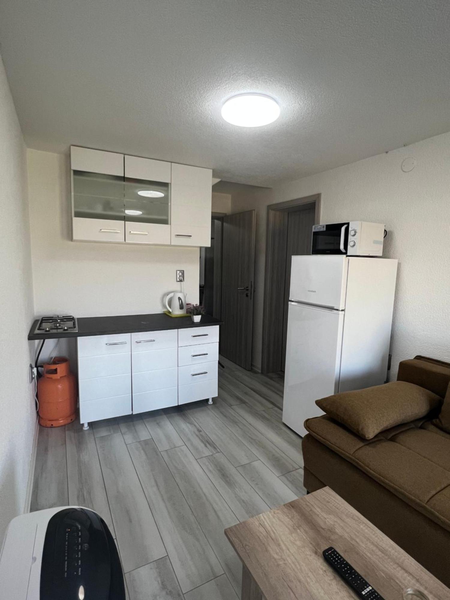 Apartments Linic Нін Екстер'єр фото